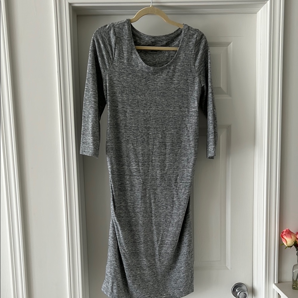 Liz Lange Maternity Gray 3/4 sleeve dress